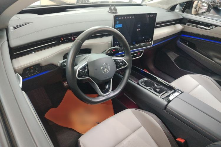 Used Volkswagen ID.7 VIZZION 2024 AIR model Steering Wheel