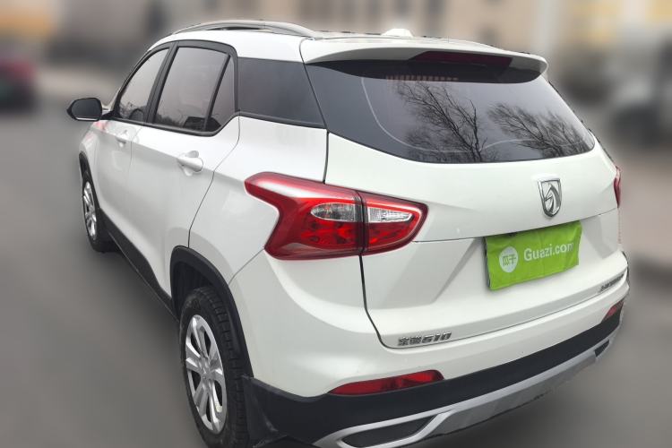 Used Baojun 510 2017 1.5L manual Comfort trim
