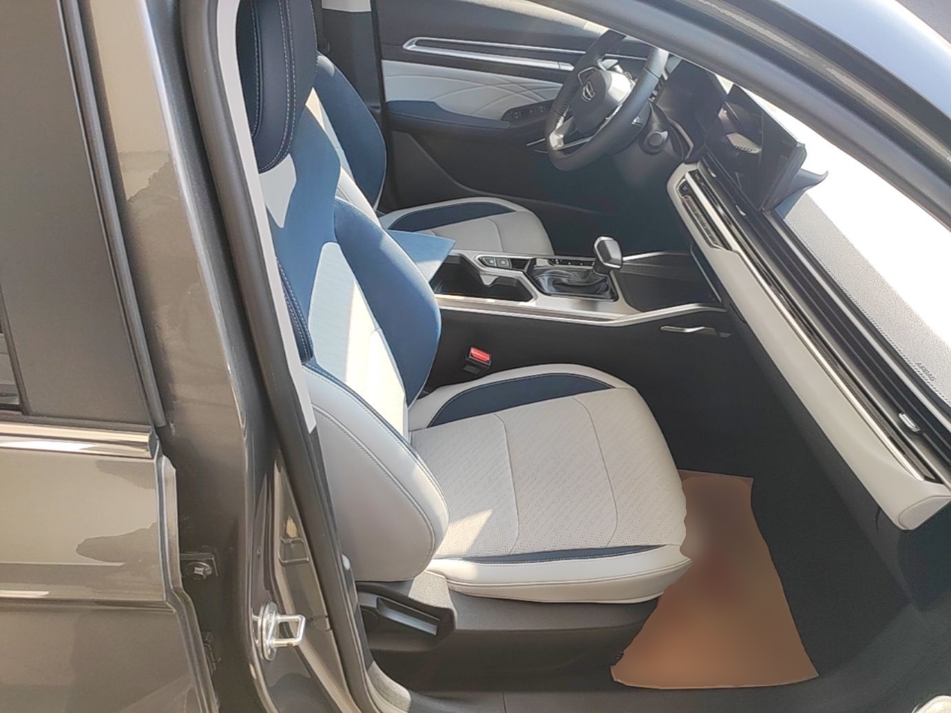 Geely Auto Emgrand 2022 4th Generation 1.5L CVT Flagship Model — снимка 19