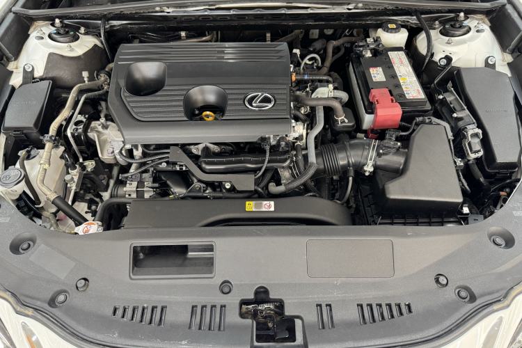 Used Lexus ES 2023 200 Excellence Edition Interior 8