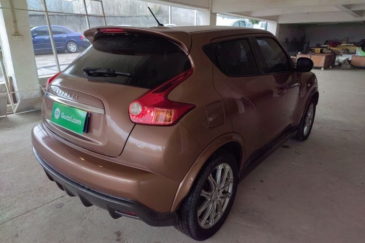 Used Infiniti ESQ 2014 1.6L Spontaneous Edition
