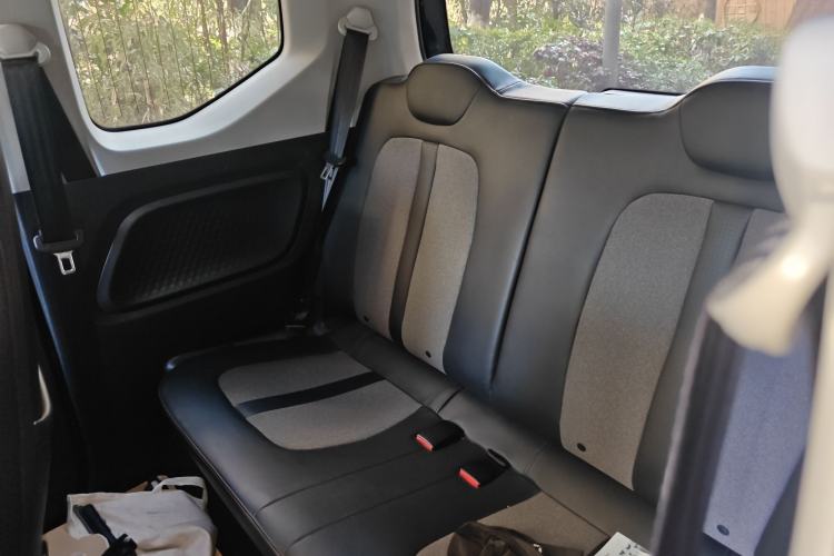 Used Wuling Hongguang MINIEV 2022 GAMEBOY 300km Enthusiast Model with Lithium Iron Phosphate Left Rear Seat