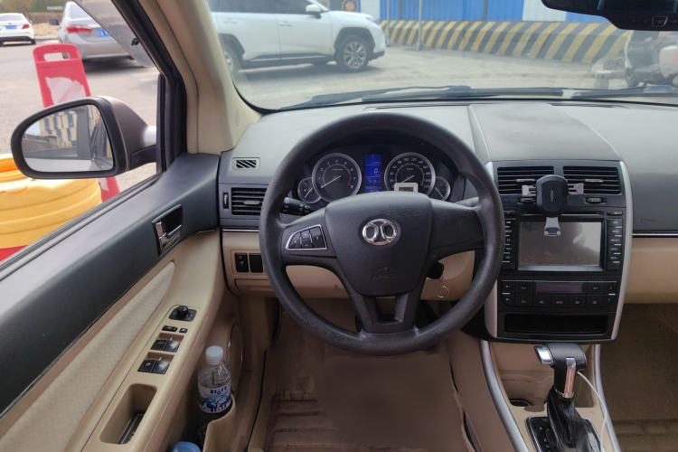 Used BAIC E Series 2013 Sedan 1.5L Automatic Leshang Edition Steering Wheel