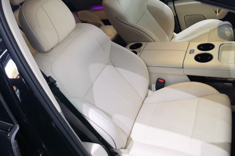 Used Li Auto Li Auto i8 2025 Model Standard Version
