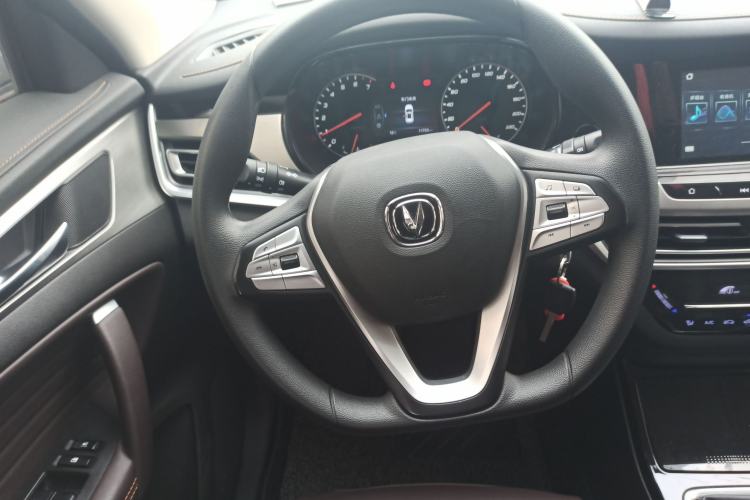 Used CHANGAN CS35PLUS 2019 1.6L Manual E-Link Upgrade Edition
