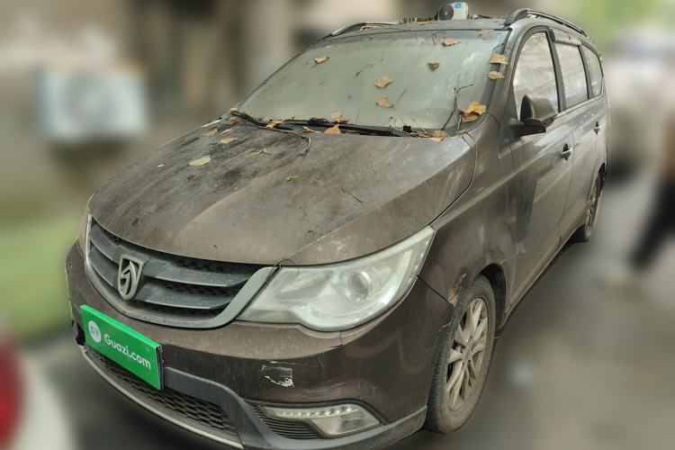 Used Baojun 730 2014 1.5L manual Comfort version 7 seats