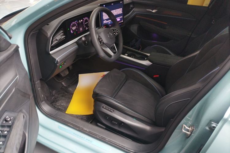 Used Volkswagen Passat 2025 Pro 380TSI Starry Dragon Luxury Edition