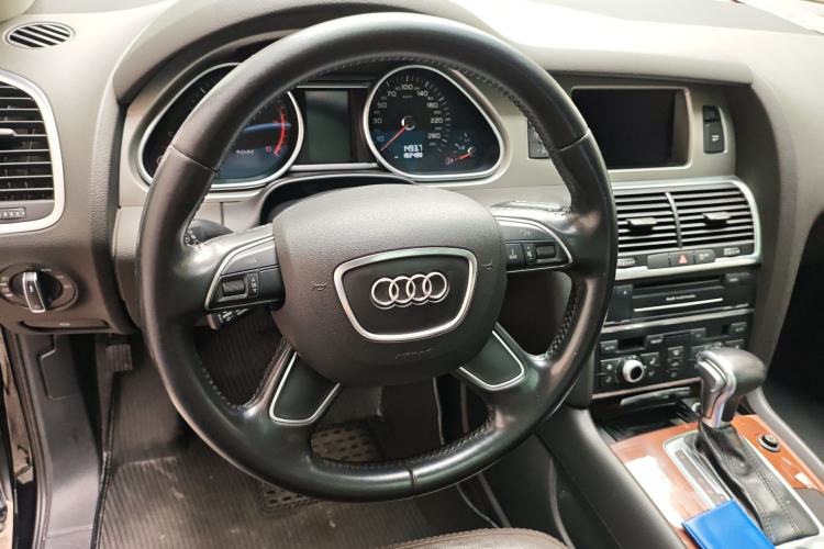 Used Audi Q7 2014 35 TDI Sport Edition
