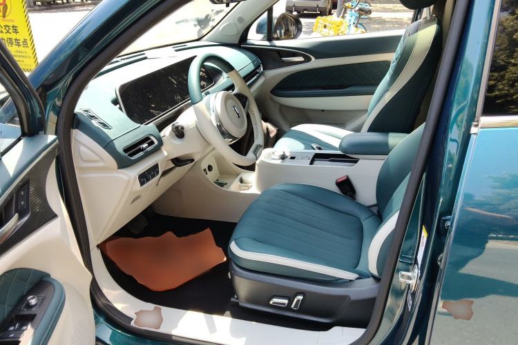 Used ORA Good Cat 2021 400km Standard Range Athena Edition Lithium-Ion Battery Left Front Seat