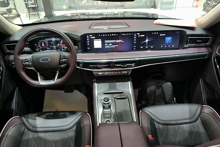 Used Ford Explorer 2023 EcoBoost 285 Four-Wheel Drive Titanium Edition 7-Seater
