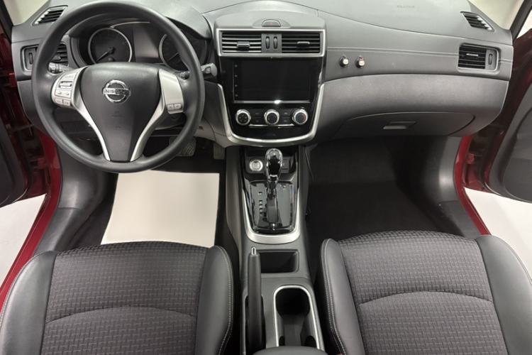 Used Nissan Tiida 2019 1.6L CVT Smart Enjoyment Version China VI Standard