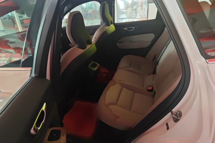 Used Volvo XC60 2026 B5 4x4 Smart Luxury Edition