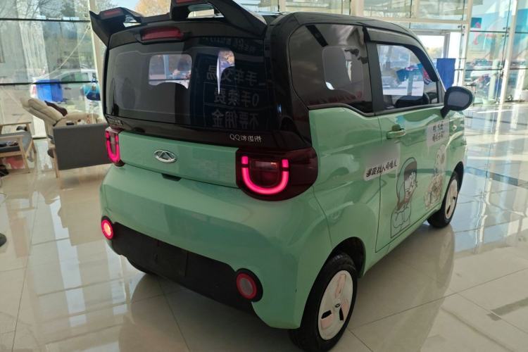 Used Chery QQ Ice Cream 2022 170km Sundae Phosphate Lithium-Ion