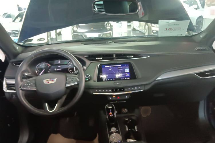 Used Cadillac XT4 2021 28T Two-Wheel Drive Leading Version