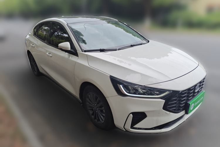 Used Ford Focus 2022 Sedan EcoBoost 180 Automatic Performance Edition Front Right 45 Deg