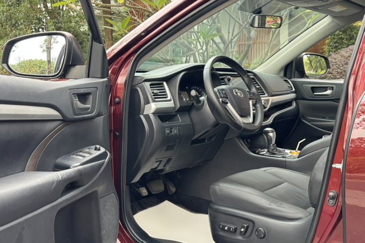 Used Toyota Highlander 2015 2.0T Four-Wheel Drive Luxury Edition 7-Seater