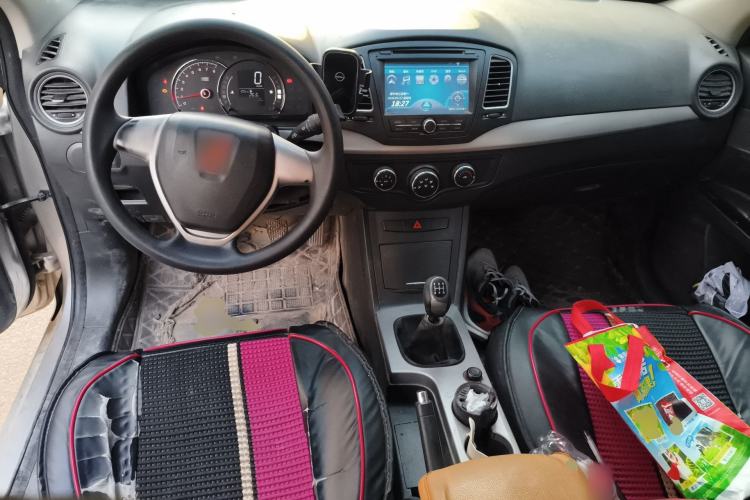 Used Roewe 350 2013 350S 1.5L Manual Xunchi Edition