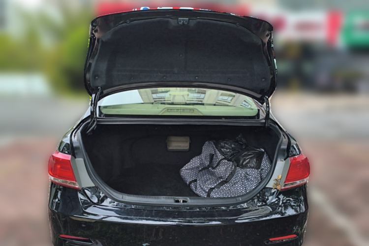 Used Toyota Camry 2011 200G Classic Anniversary Edition Trunk