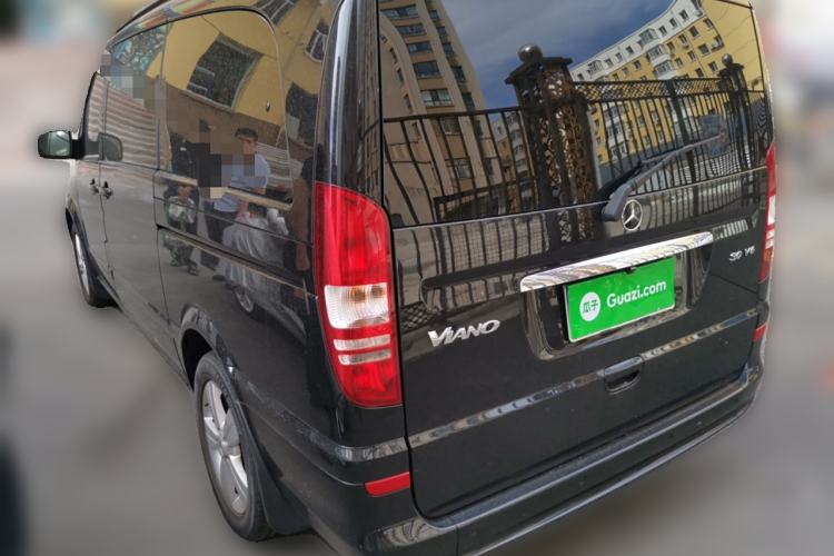 Used Mercedes-Benz Viano 2013 3.0L Comfort Edition
