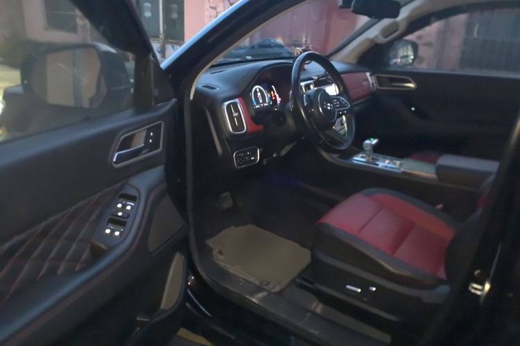 Used Great Wall Poer 2020 2.0T Off-Road Edition Automatic Diesel 4x4 High-End Version GW4D20M Driver Seat