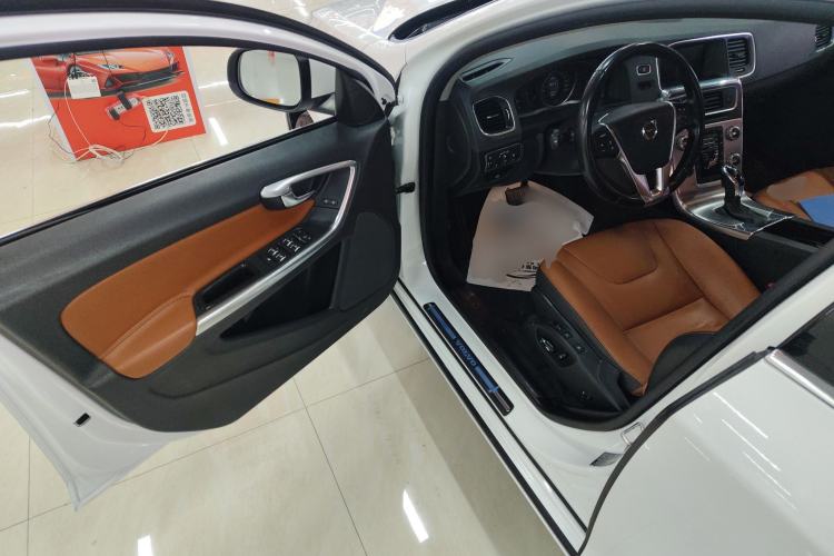 Used Volvo S60 2019 S60L Facelift T5 Intelligent Advanced Edition
