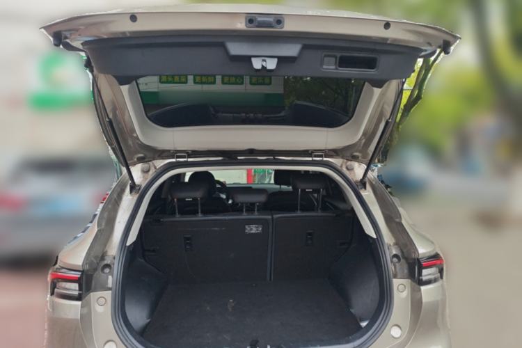 Used FORTHING T5 EVO 2021 1.5TD DCT Diamond Edition Trunk