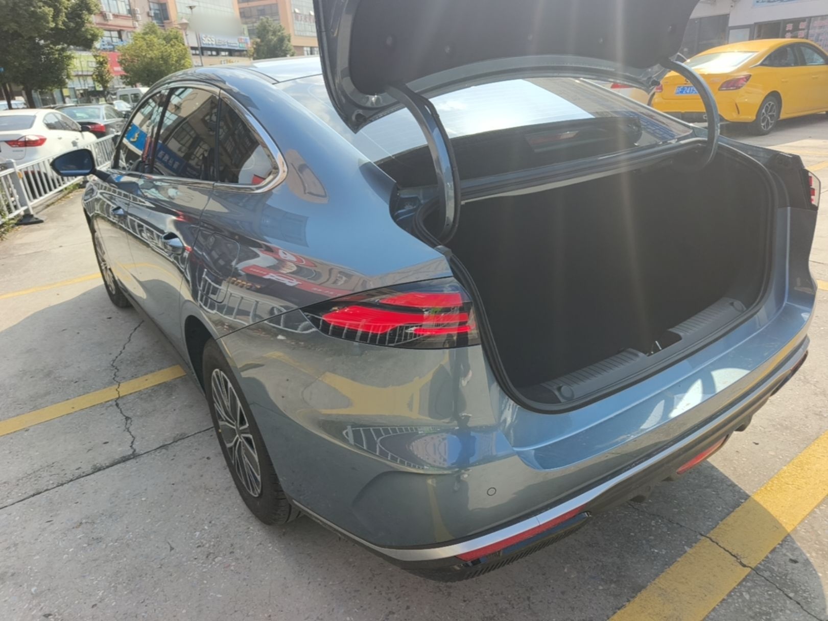 Geely Galaxy Stellar 6 2026 Model 60km Sailing Edition — снимка 4