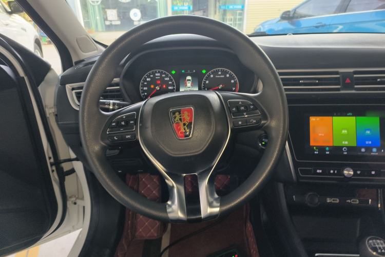 Used Roewe i5 2020 1.5L Manual 4G Connect Leehao Flagship Edition Steering Wheel