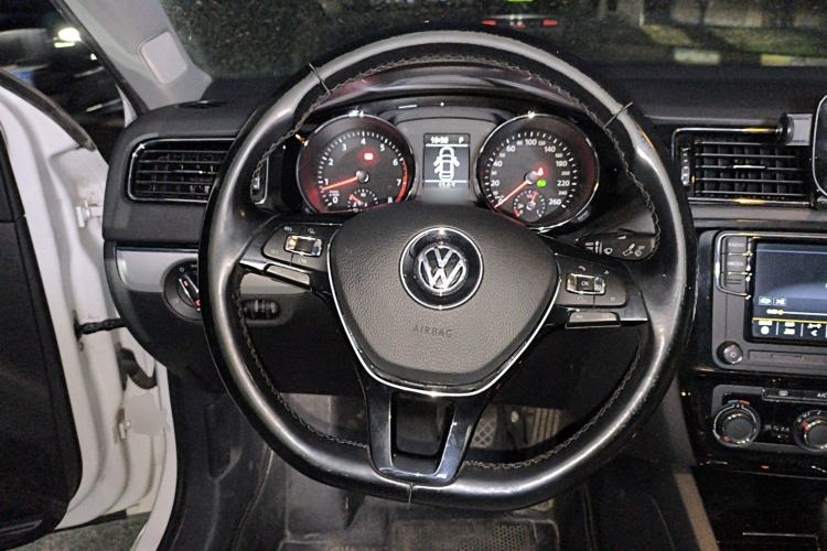 Used Volkswagen Sagitar 2018 280TSI DSG Ignite Edition Steering Wheel