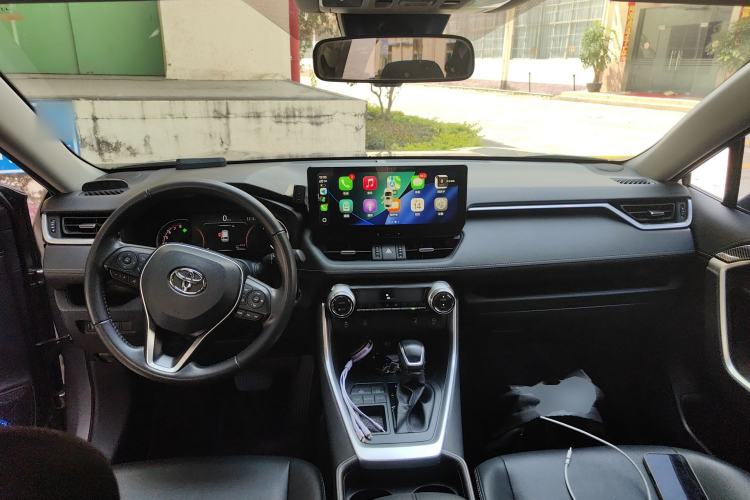 Used Toyota RAV4 2021 2.0L CVT Two-Wheel Drive Fashion PLUS Edition
