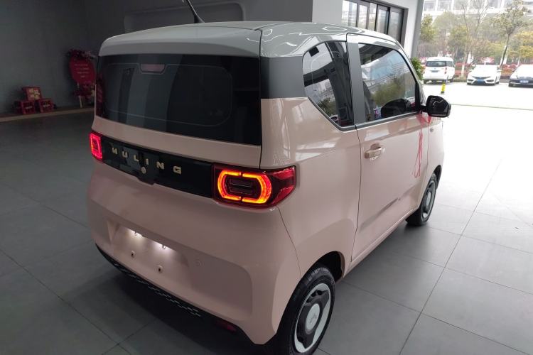 Used Wuling Hongguang MINIEV 2022 Macaron Premium Model – Lithium Iron Phosphate
