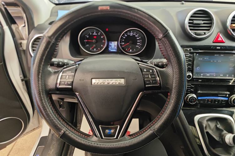 Used Haval H6 2015 Upgraded Model 1.5T Manual Two-Wheel Drive Elite Version