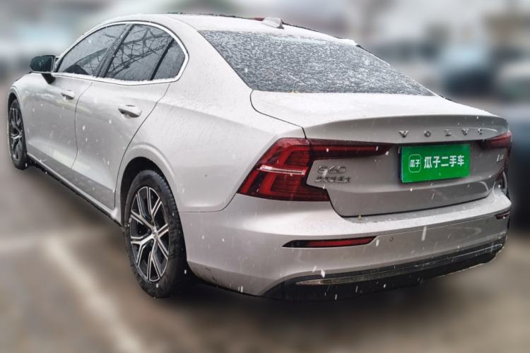 Used Volvo S60 2023 B4 Zhiyi Luxury Edition

