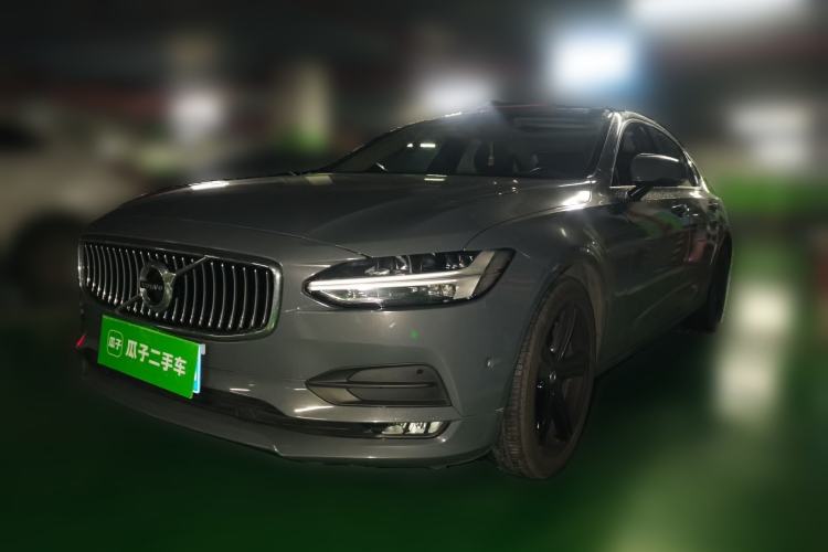 Used Volvo S90 2018 T4 Zhiyuan Edition