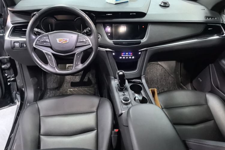 Used Cadillac XT5 2021 28T Luxury Model
