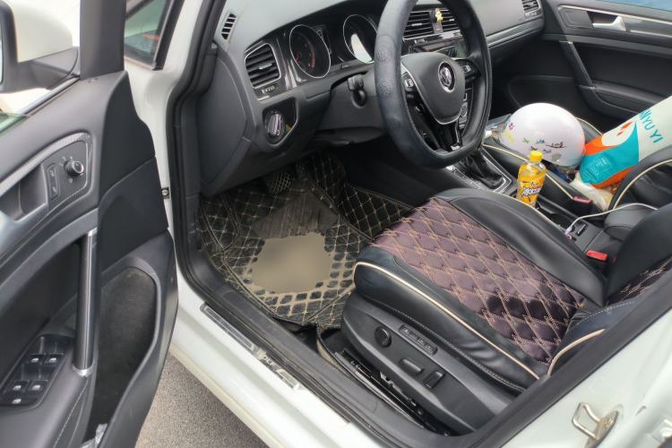 Used Volkswagen Golf 2018 230TSI Automatic Luxury Version