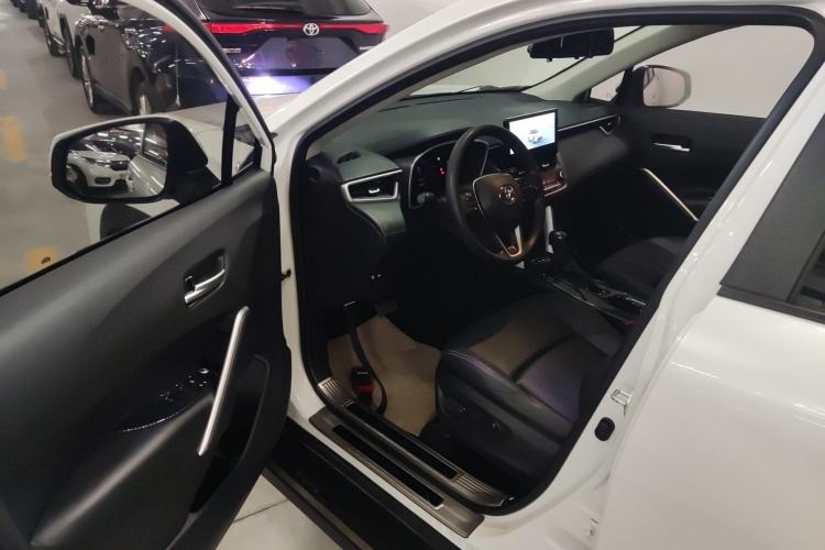 Used Toyota FRONTLANDER 2023 2.0L CVT Luxury Edition
