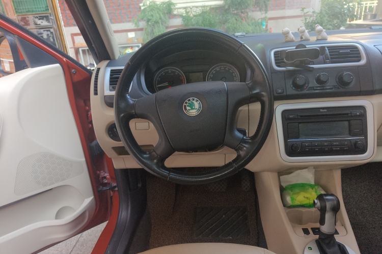 Used Skoda Fabia 2011 1.6L Automatic Crystal Edition