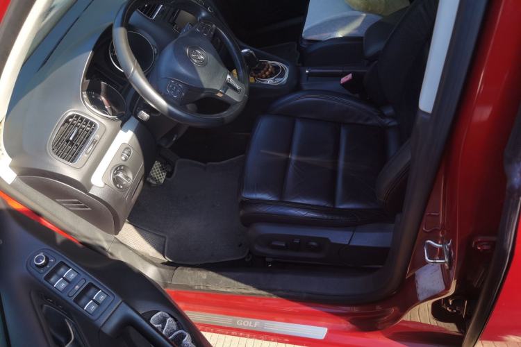 Used Volkswagen Golf 2012 1.4TSI Automatic Luxury Edition
