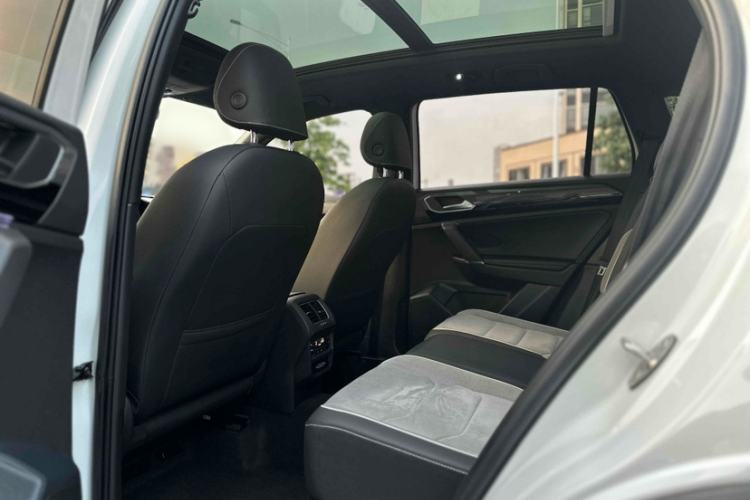 Used Volkswagen Tayron 2020 380TSI All-Wheel Drive R-Line Connected Version
