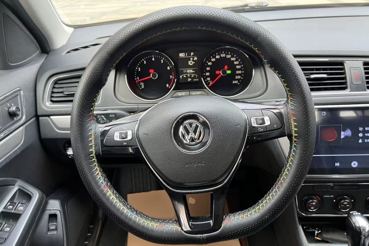 Used Volkswagen Lavida 2017 230TSI DSG Comfort Edition Steering Wheel