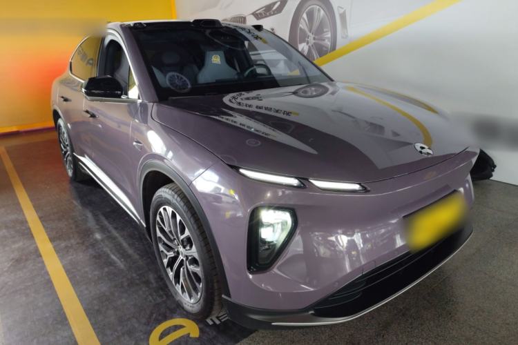 Used Nio ES6 2024 75 kWh Exterior 1