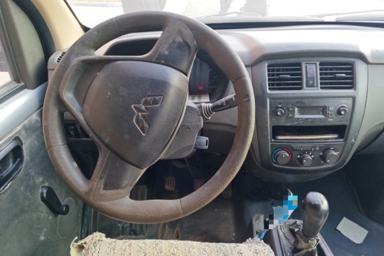 Used Wuling Rongguang 2014 1.2L S Base Model