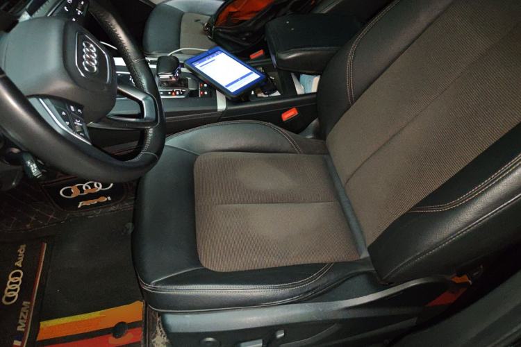 Used Audi Q5L 2018 40 TFSI Prestige Fashion Edition China VI Left Front Seat