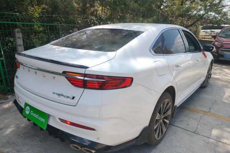 Used Geely Auto Preface 2025 Dongfang Yao 1.5TD Kunlun Edition
