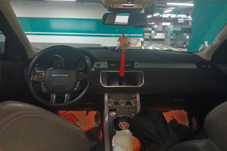 Used Land Rover Range Evoque 2017 2.0T British-Style Prestige Edition
