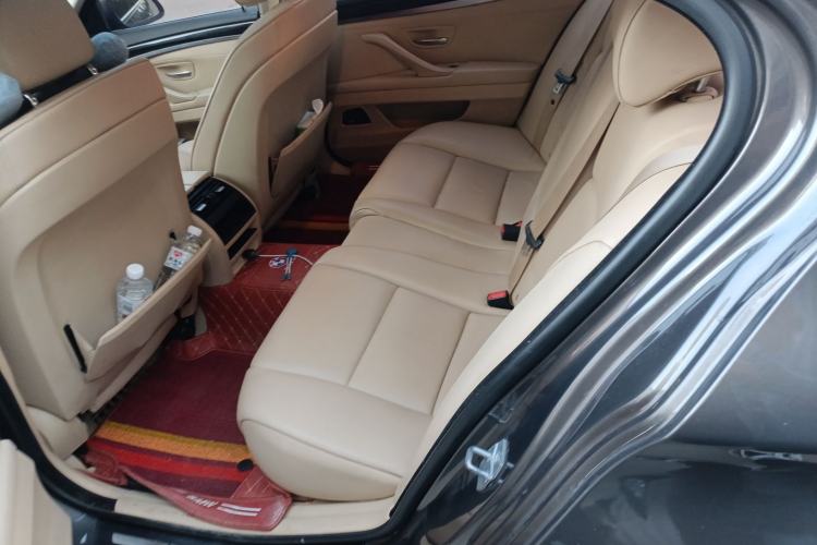 Used BMW 5 Series 2013 525Li Leading Model
