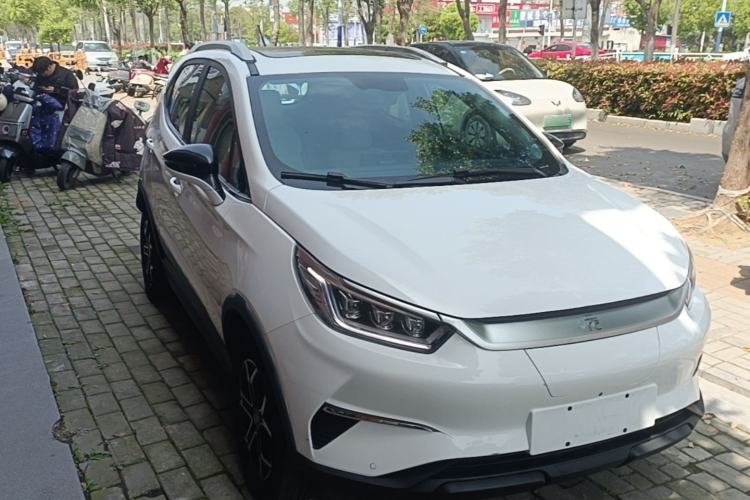 Used BYD Yuan Pro 2021 401 km Deluxe Version Front Right 45 Deg
