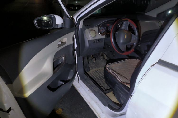 Used Chevrolet Sail 2015 Sail 3 1.5L Manual with Ideal Sunroof Edition