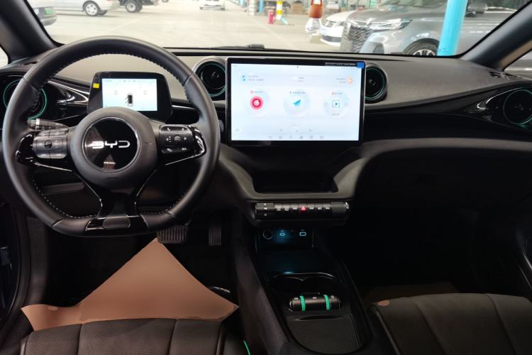 Used BYD Dolphin 2025 420km Free Edition